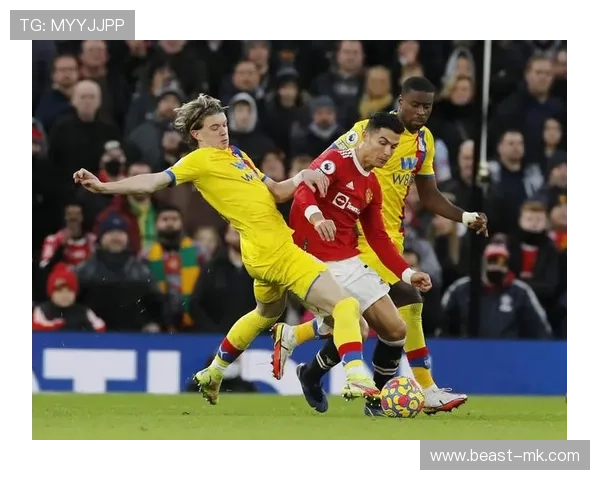 水晶宫边路突破重围，攻势如潮引关注